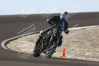 media/Nov-02-2025-Lets Ride (Sun) [[f7a3caa734]]/C Group/1240pm (Turn 2 Outside)/